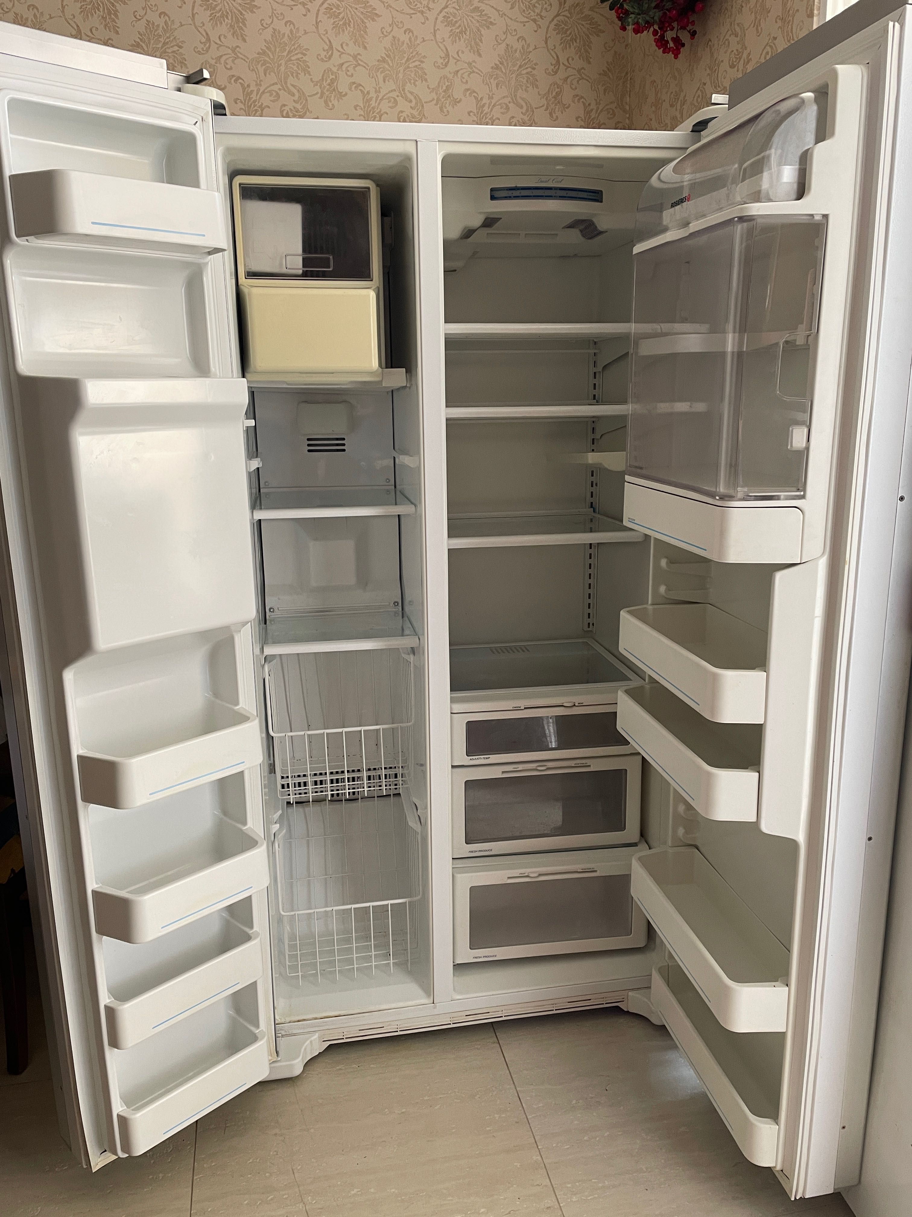 Холодильник Rosieres Side by Side (под ремонт)
