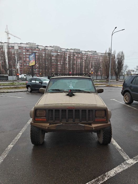 Продается Jeep Cherokee 97 года, 2,5 дизель