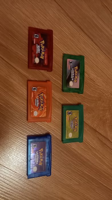 Zestaw Pokemon GameBoy Emerald LeafGreen Ruby FireRed Sapphire Wysyłka