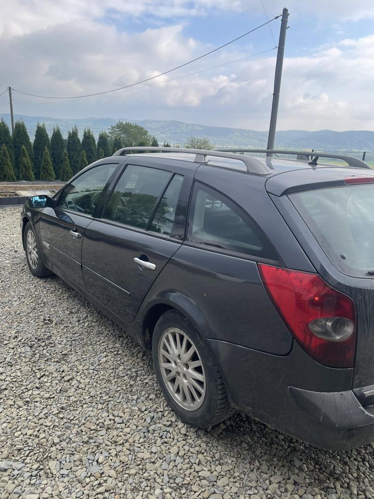 Renault Laguna, części brak silnika i papierów.