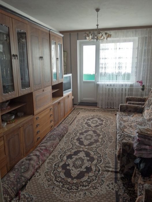 Продам 2 кімнатну квартиру в селищі Козельщина