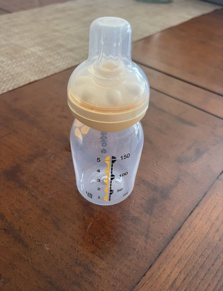 Biberão da Medela com Tetina Calma