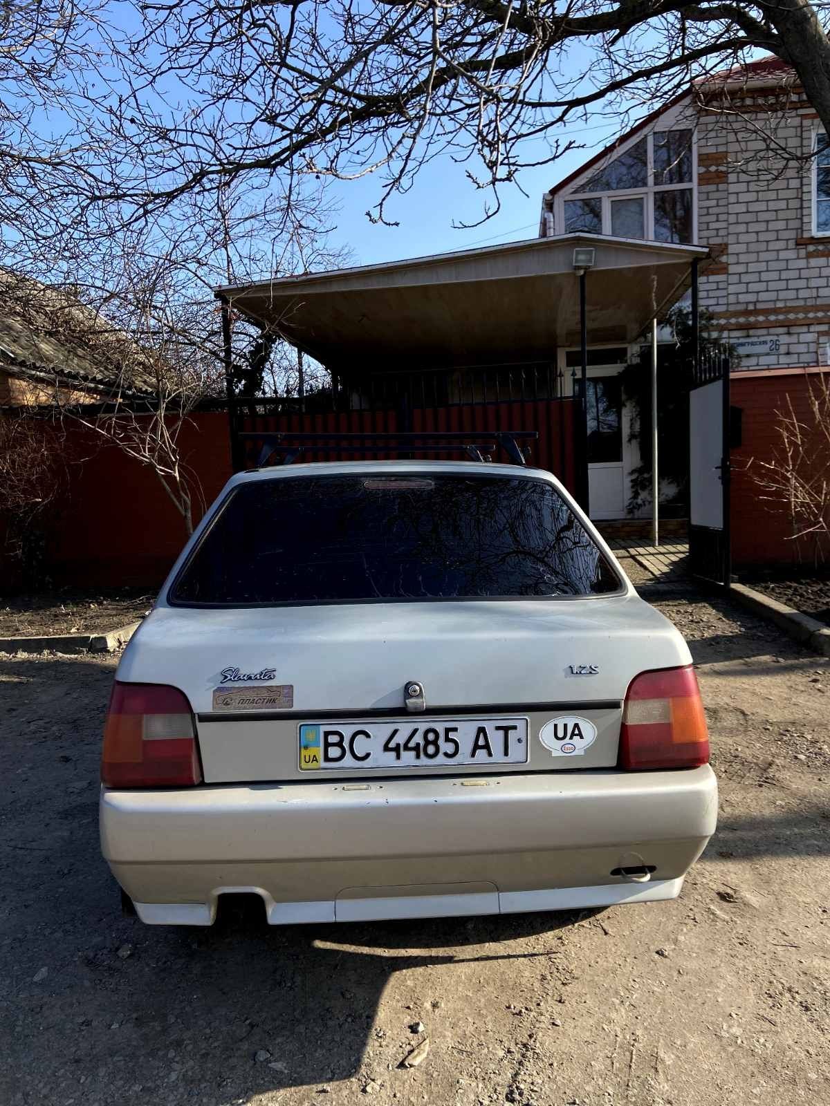 ЗАЗ 1102 Славута продам очень срочно