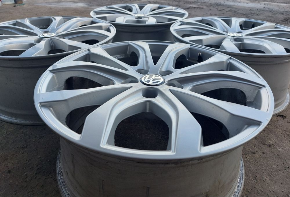 5 112 R20 VW Touareg Tiguan Passat B7 B8