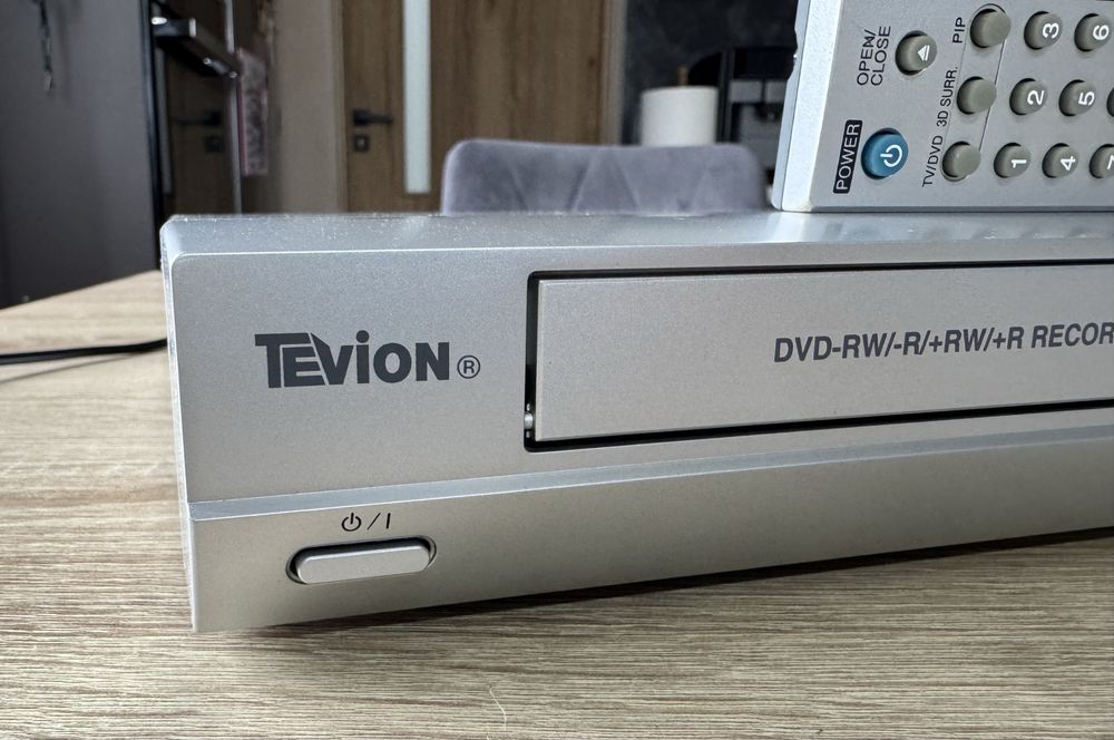 TEVION MD81733 #Nagrywarka DVD HDD #400GB #USB #HDMI #Dv-in #DivX#Pilo