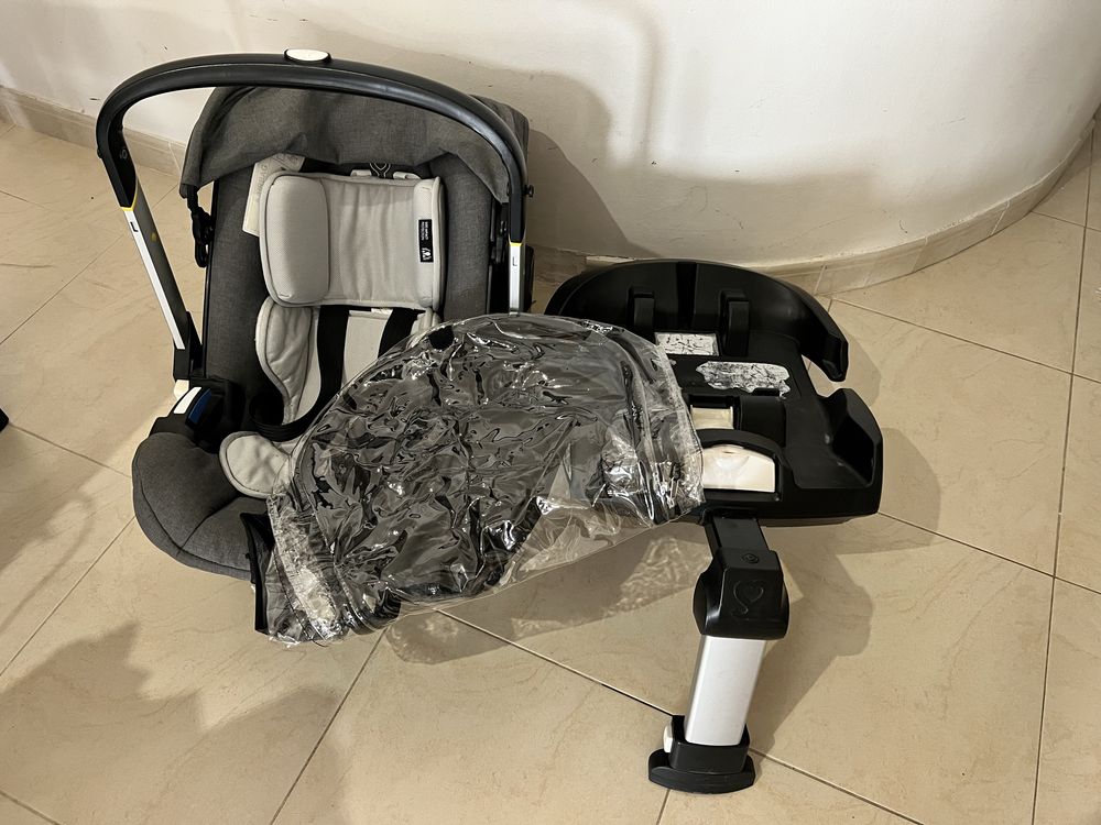 Carrinho bebe Doona + base isofix