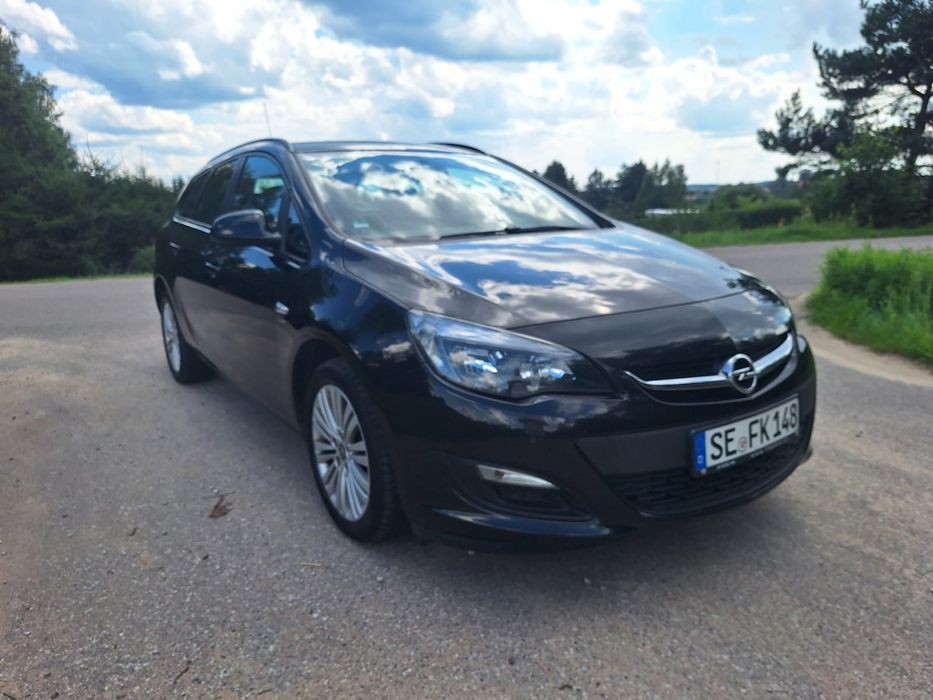 Ładny Opel Astra 2014 rok, sprowadzony.