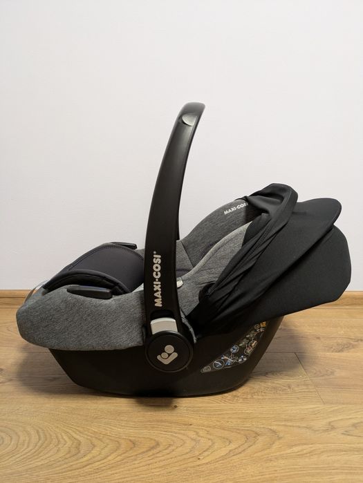 Автолюлька 0+ Maxi-Cosi CabrioFix i-Size Grey