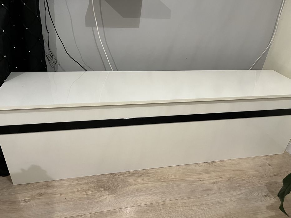 Zestaw mebli, biały połysk