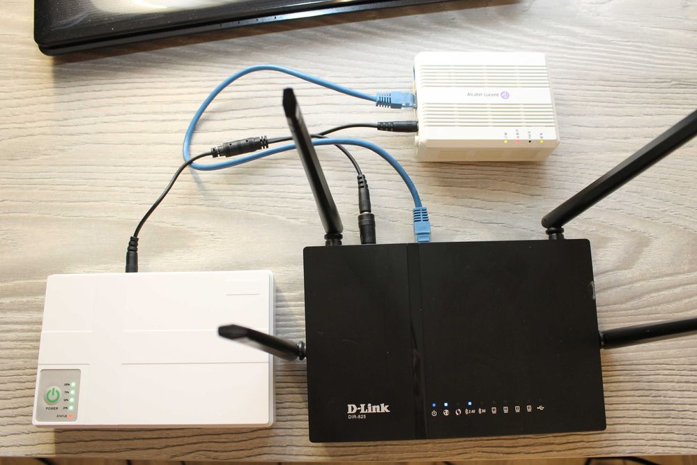 Безперебійник для роутера, UPS, павербанк 10400mAh DC1018P/DC1036P