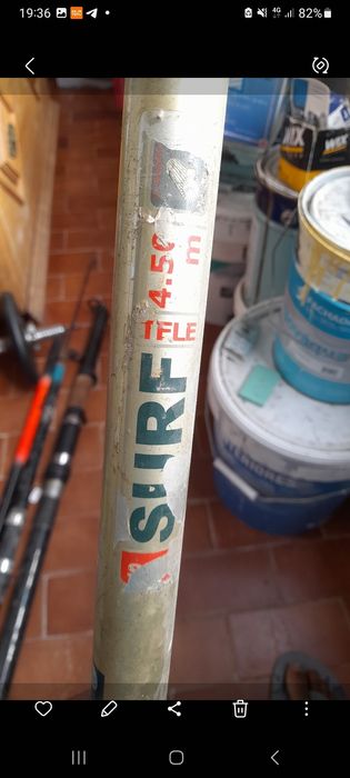 Várias canas de pesca tamanhos vários s/ carretos