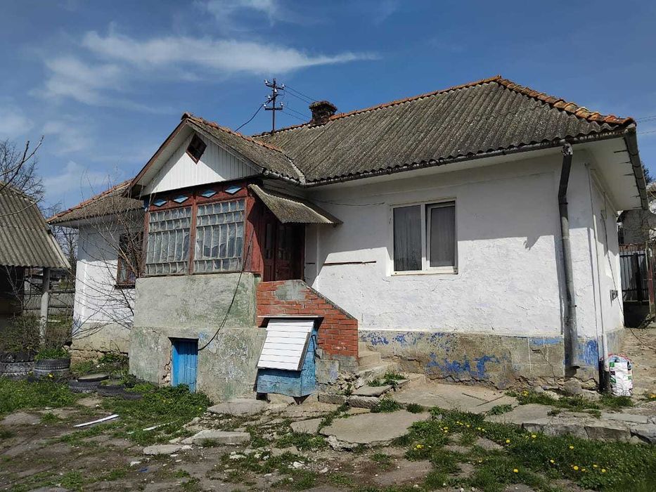 Продається будинок в селі Улашківці.