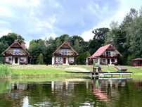 Mazury Domki/Apartamenty nad jeziorem z prywatną plażą, wolne terminy