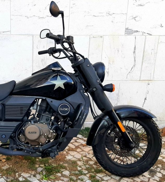 UM Regegade 125Cc Comando, 5000km 2017