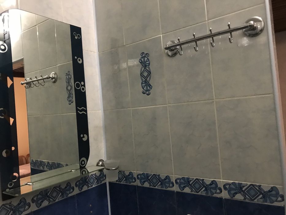 Продаю 1кквСоляные, Магелан 1эт 9эт кирпичного дома..  Хорошее житое с