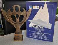 Troféu de regatas e medalha dos 100 anos - Comp. Nacional de Navegação