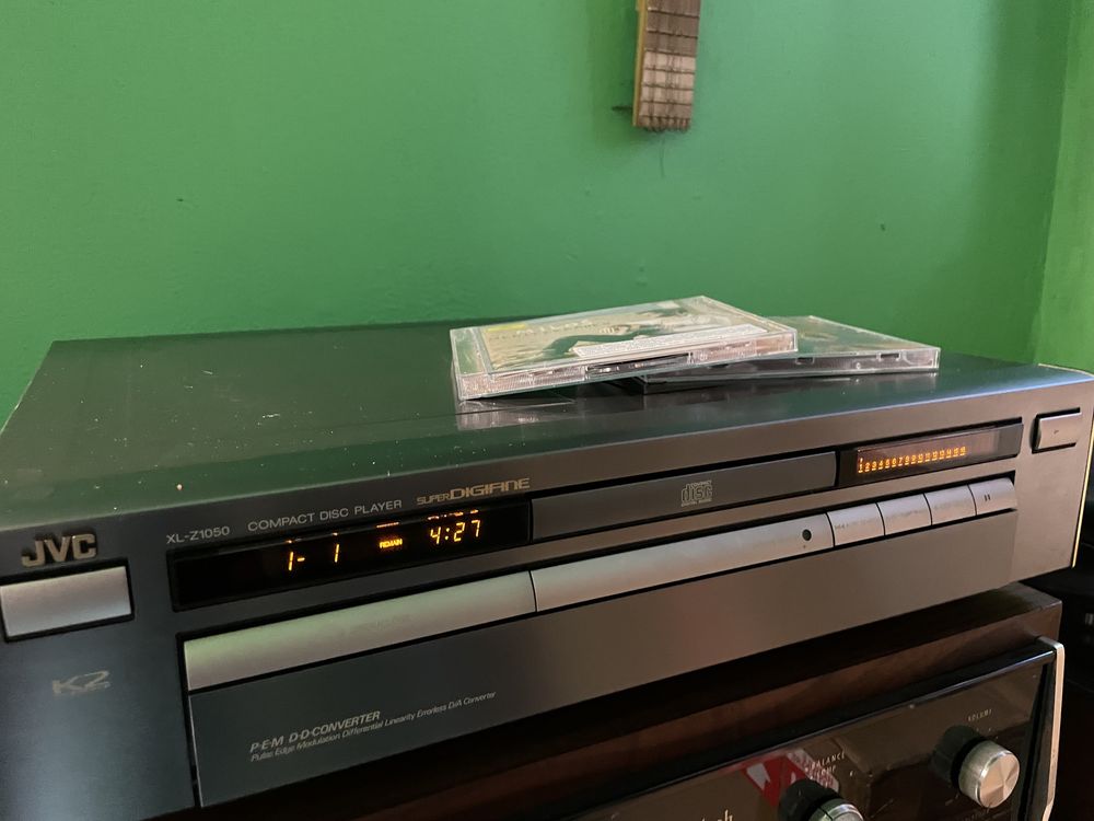 Odtwarzacz CD JVC XL-Z1050