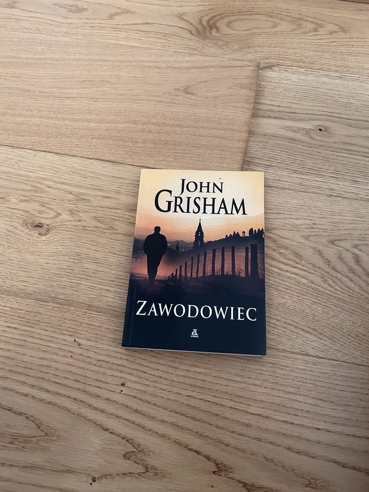 John Grisham Uciec przed świętami + Zawodowiec