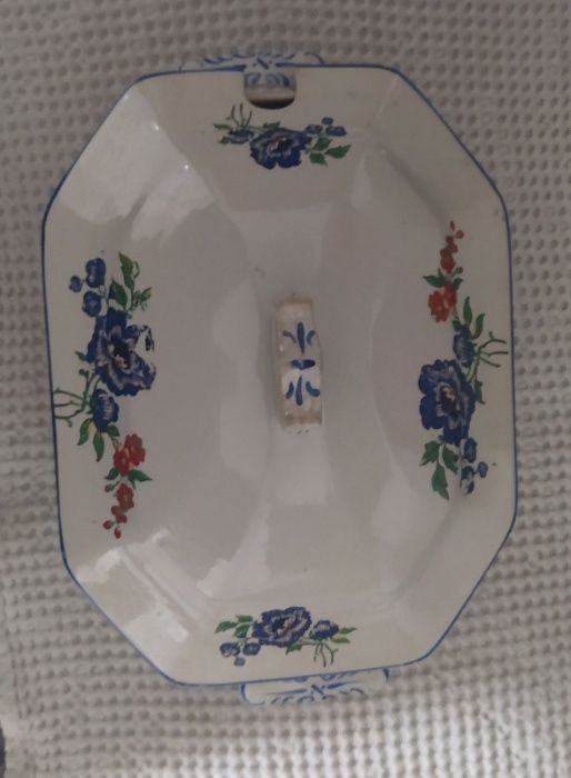 Terrina antiga (anos 50)