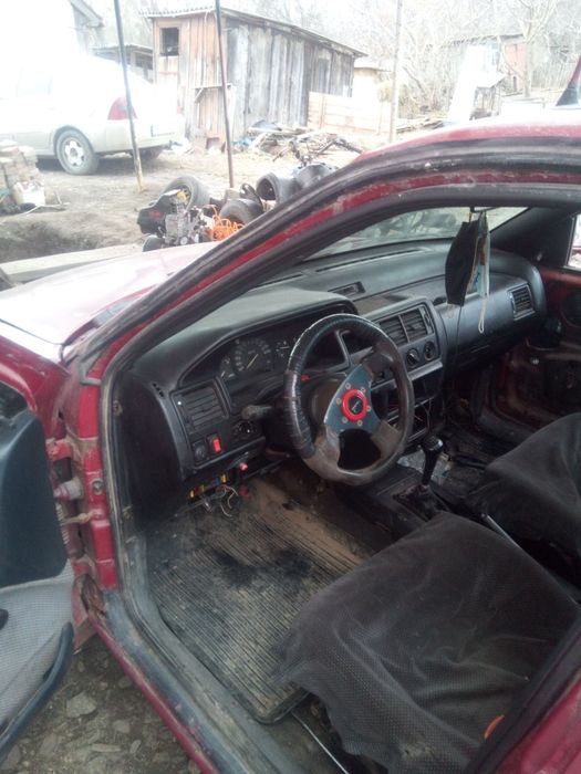 Продам авто форд ескорт 1.6 16