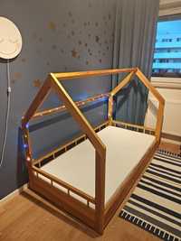 Łóżko domek 180x90 z materacem