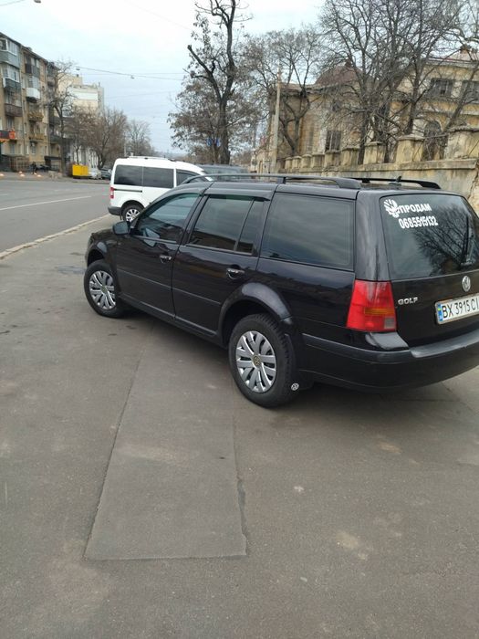 Volkswagen golf 1.6 mpi