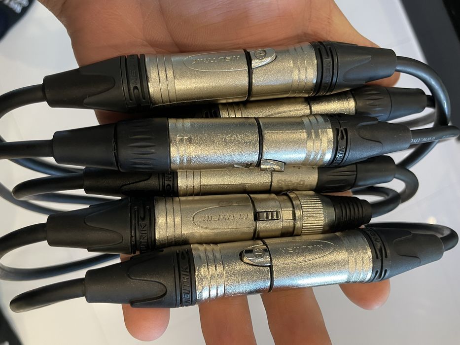 Cabos Xkr fichas Neutrik Pequenos e Grandes