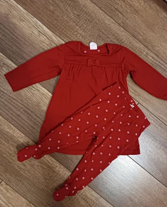 Body świąteczne sweter legginsy 68 -14 szt