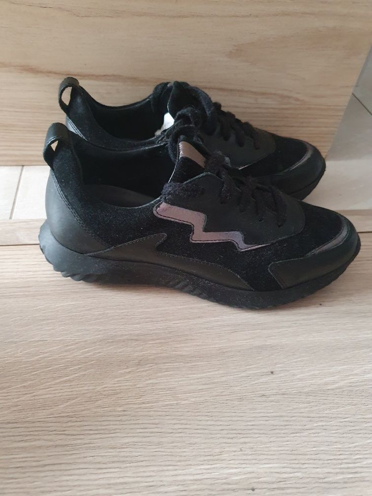 Czarne sneakersy Lasocki/r.36