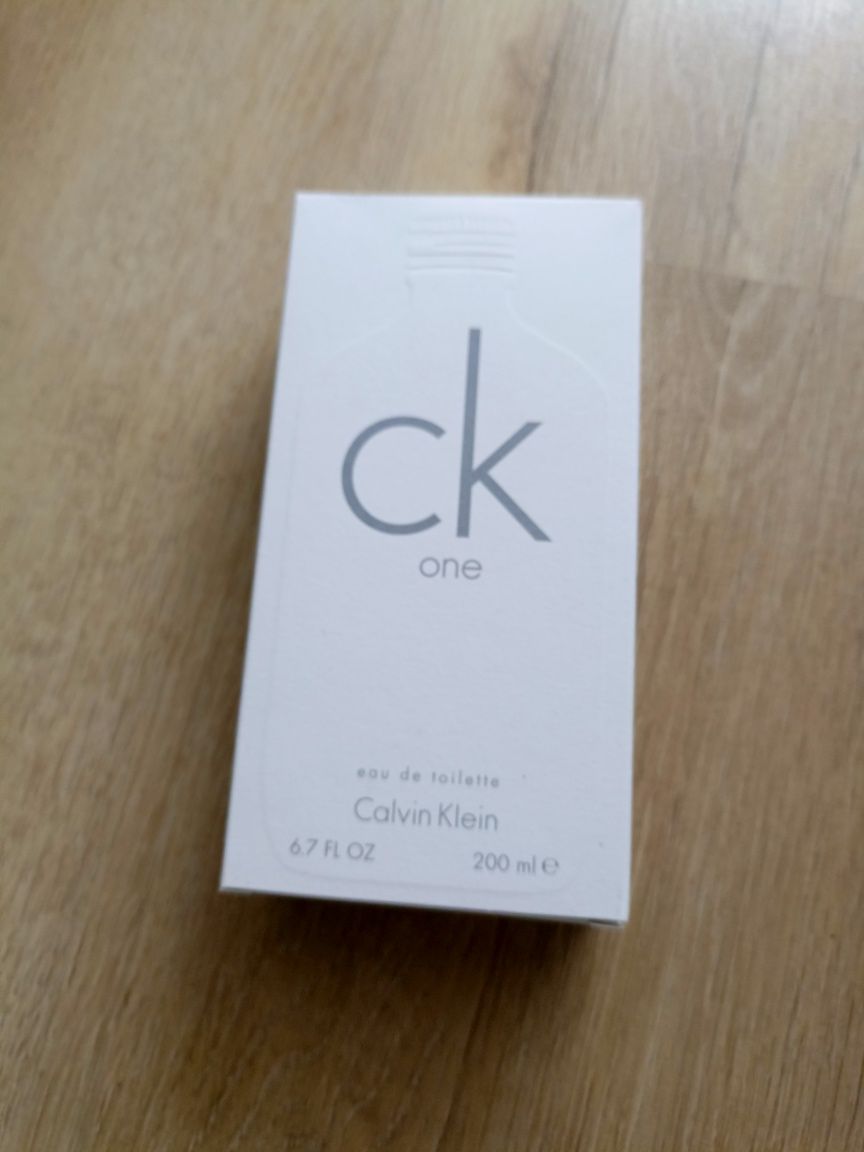 Oryginalne perfumy Calvin Klein CK One 200ml unisex