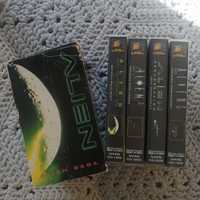 4 kasety VHS, Alien Saga, Obcy