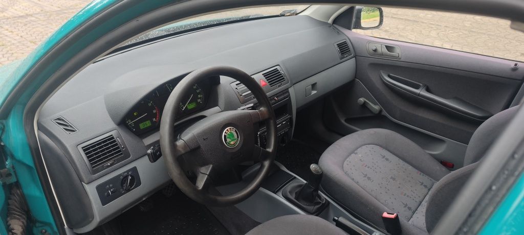 Skoda Fabia 1.4 MPI – 2001 r. – przebieg 150 tys. km