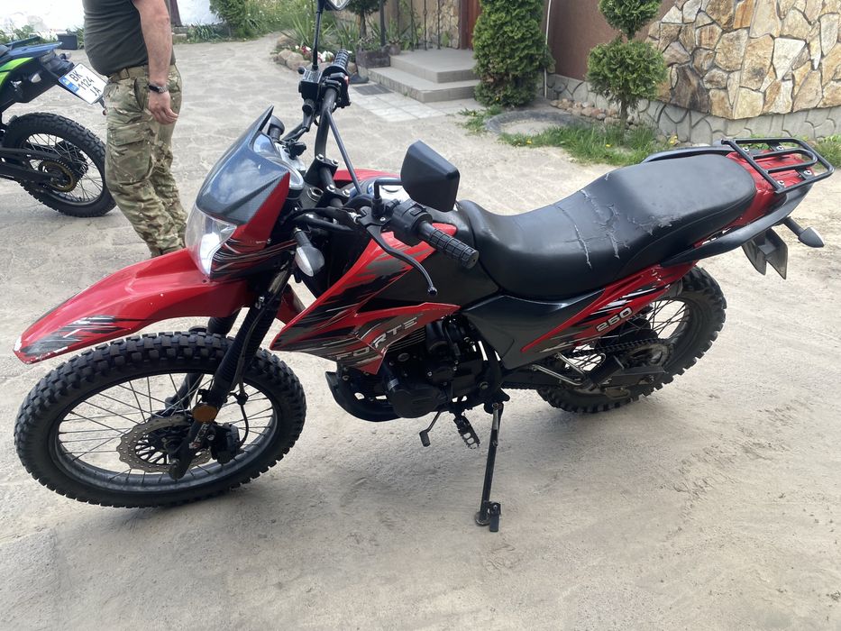 Продам мотоцик Forte 250