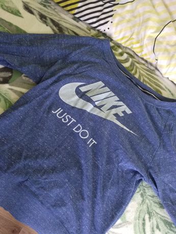 Bluzka firmy Nike