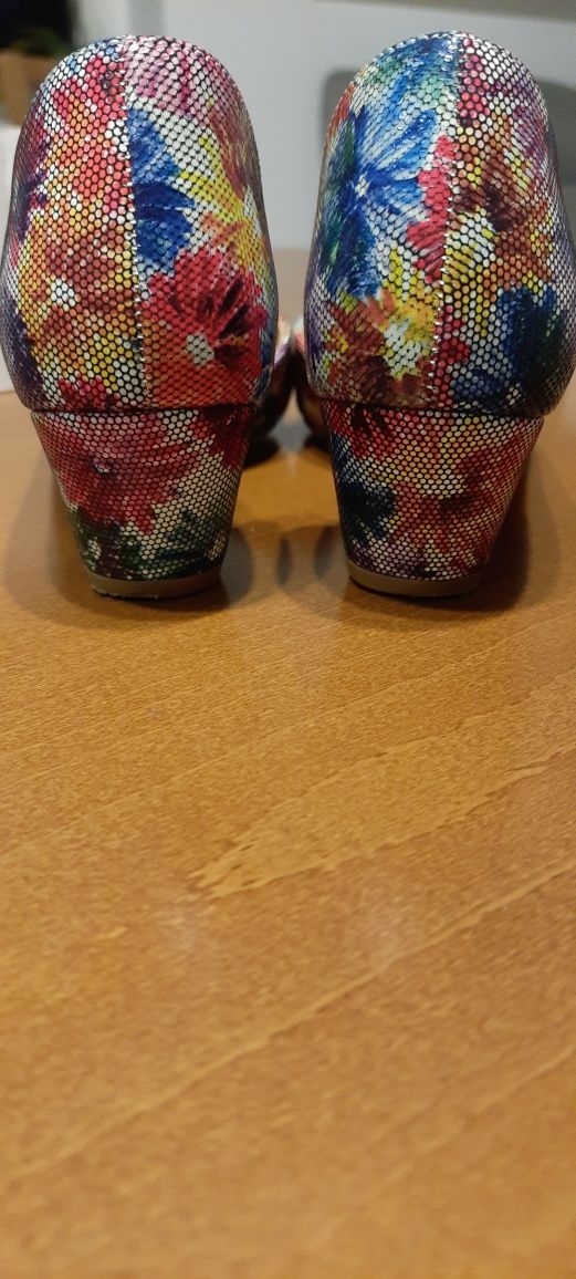 Czółenka maciejka 37 skóra