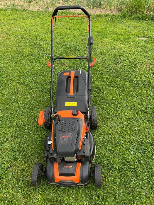 Газонокосарка бензинова Dnipro-M 46