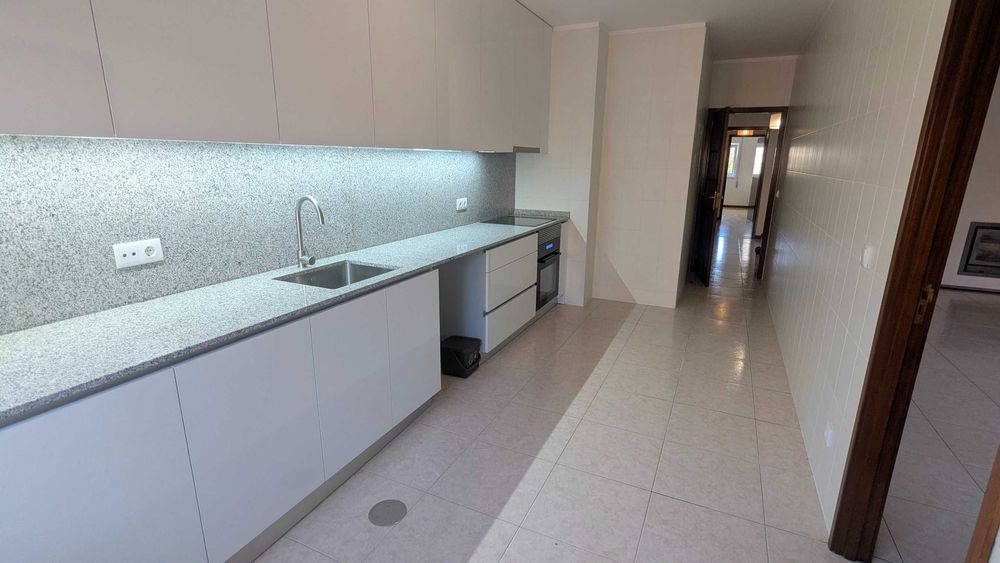 Apartamento T3 remodelado e pronto a habitar!