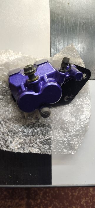 Суппорт тормозной (дисковый) 4Т GY6 50/150 (передний двух поршневой)