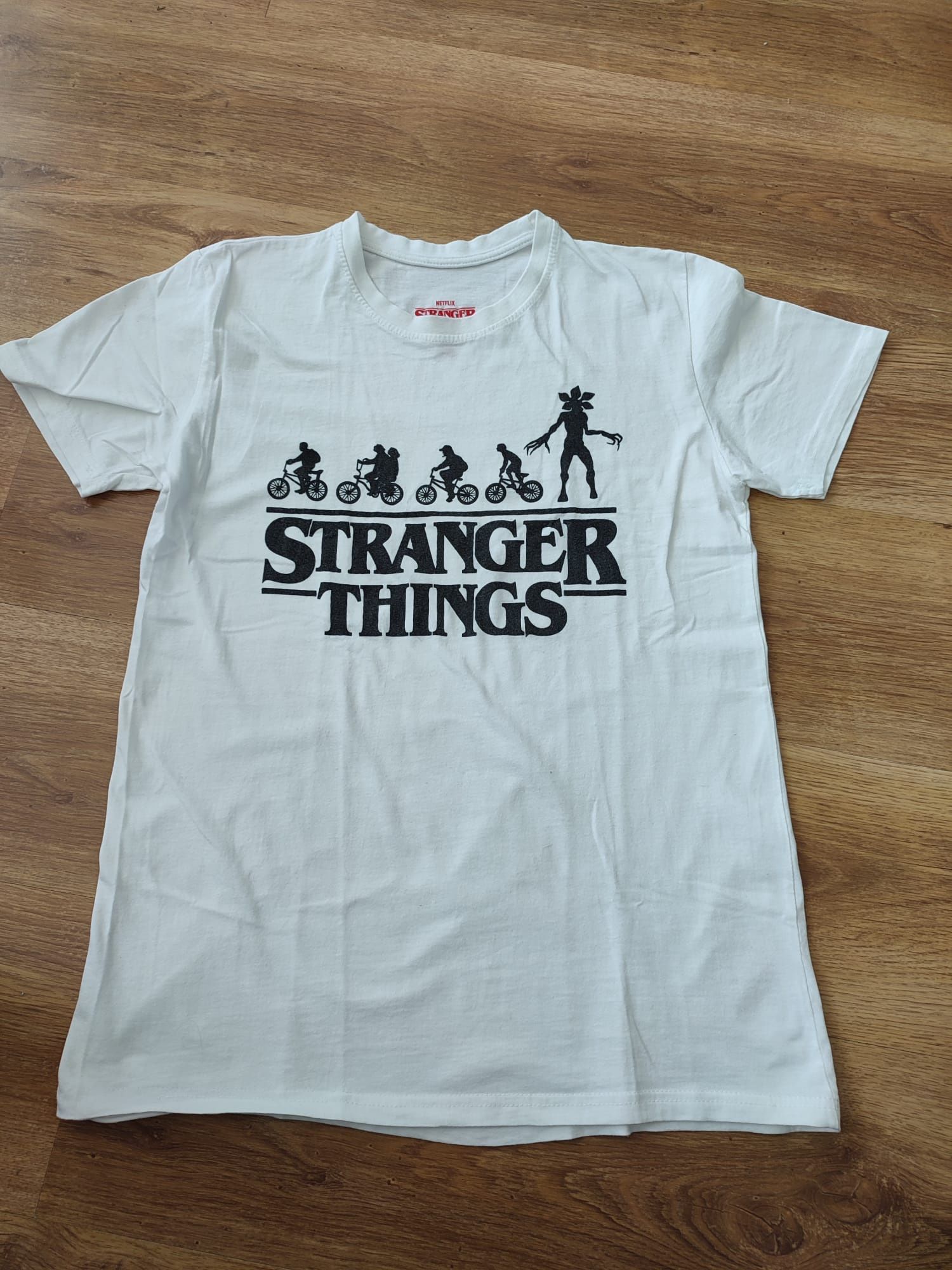 Netflix Stranger things t-shirt rozm. 170