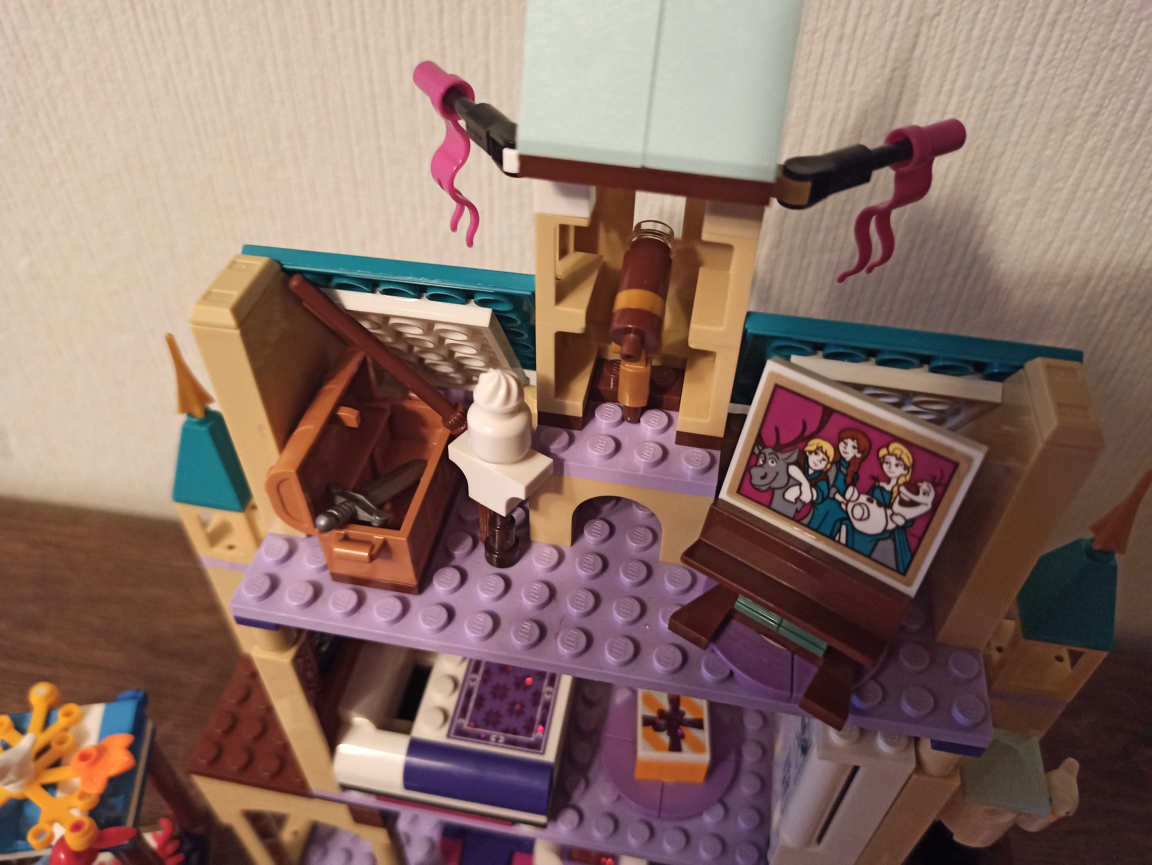 Б/В Конструктор Lego Friends Frozen