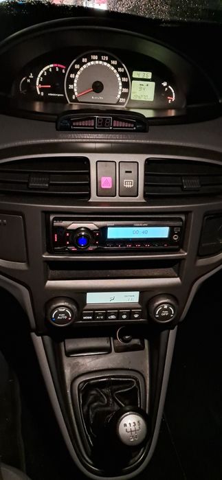 Hyundai Matrix 1.5 Crdi poucos quilómetros