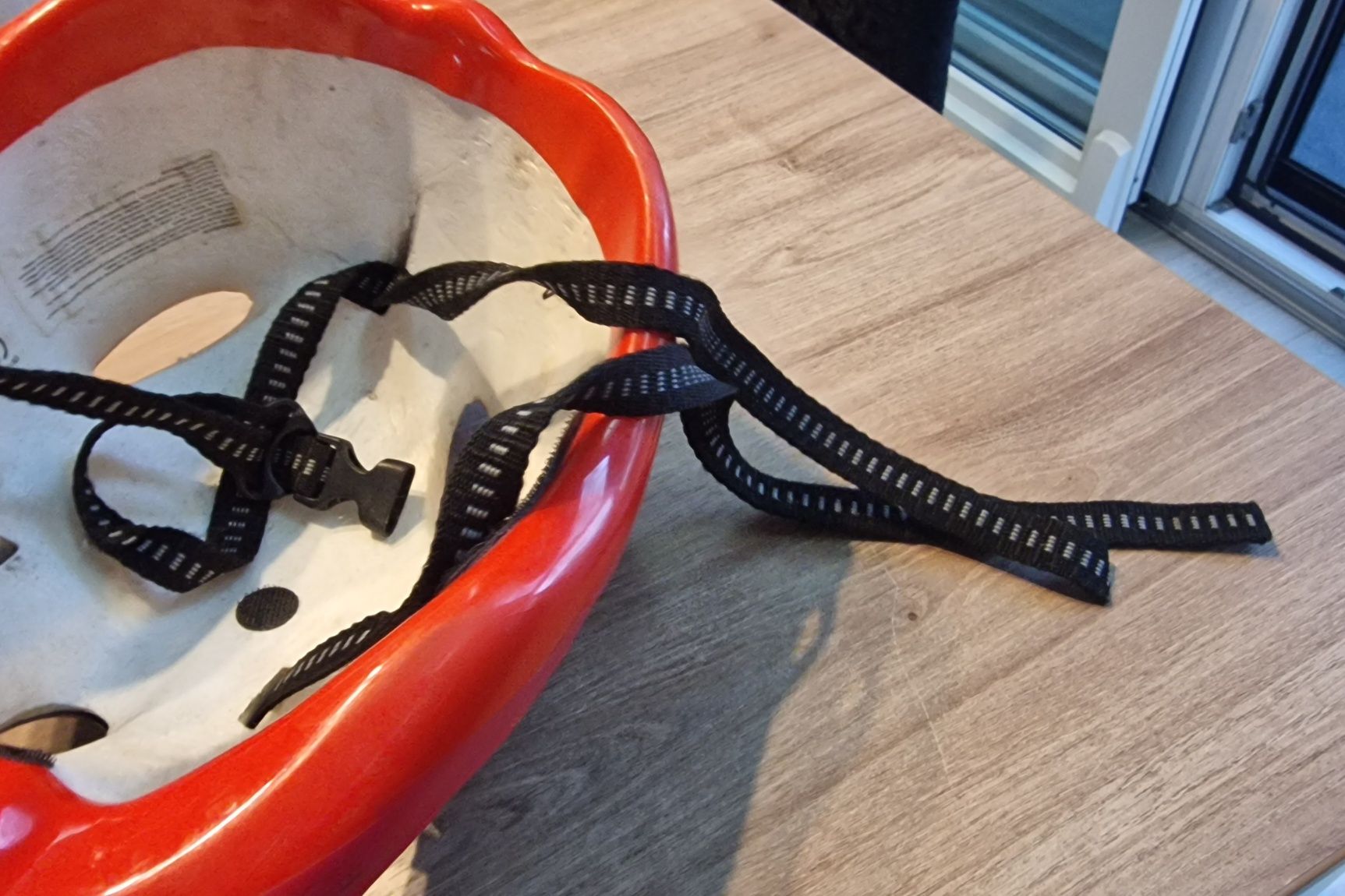 Kask rowerowy na rower rozmiar M Zygzak McQueen czerwony dziecięcy