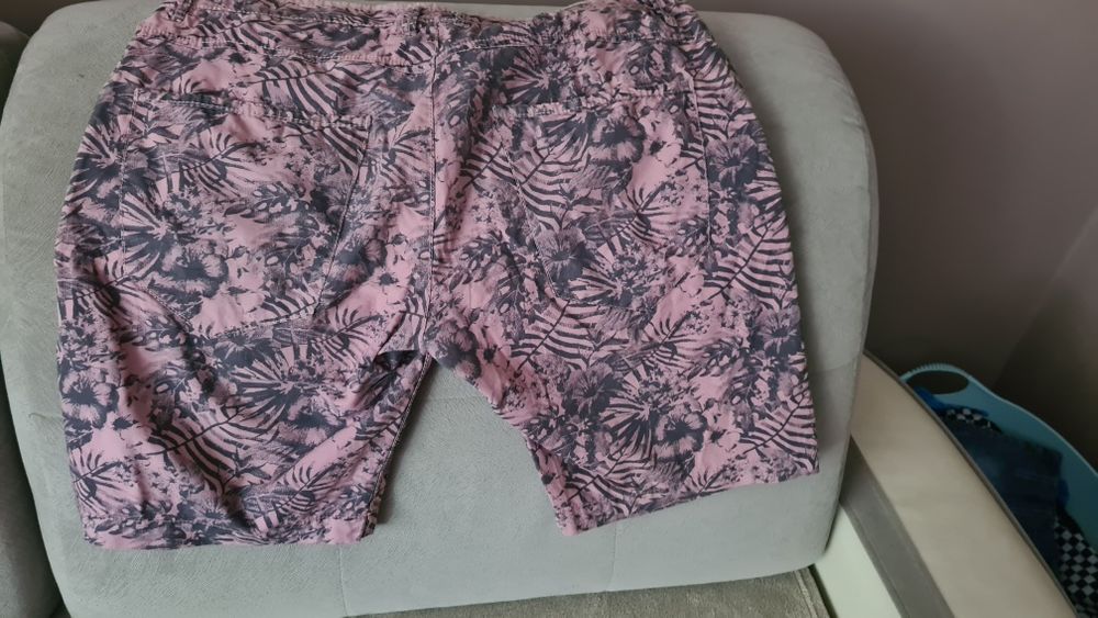 Spodenki męskie Reserved rozm.31