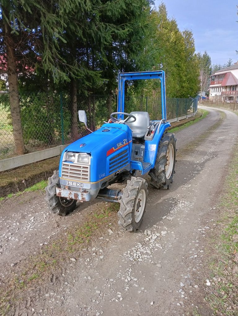 Traktor Iseki Sial 21 km 4x4 Kubota mitsubishi yanmar