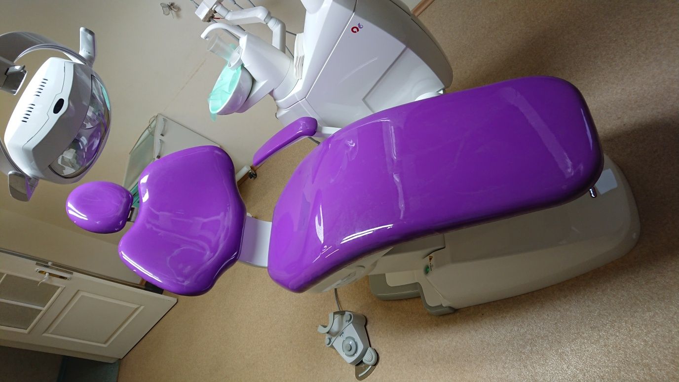 Перетяжка стоматологических кресел и стульев