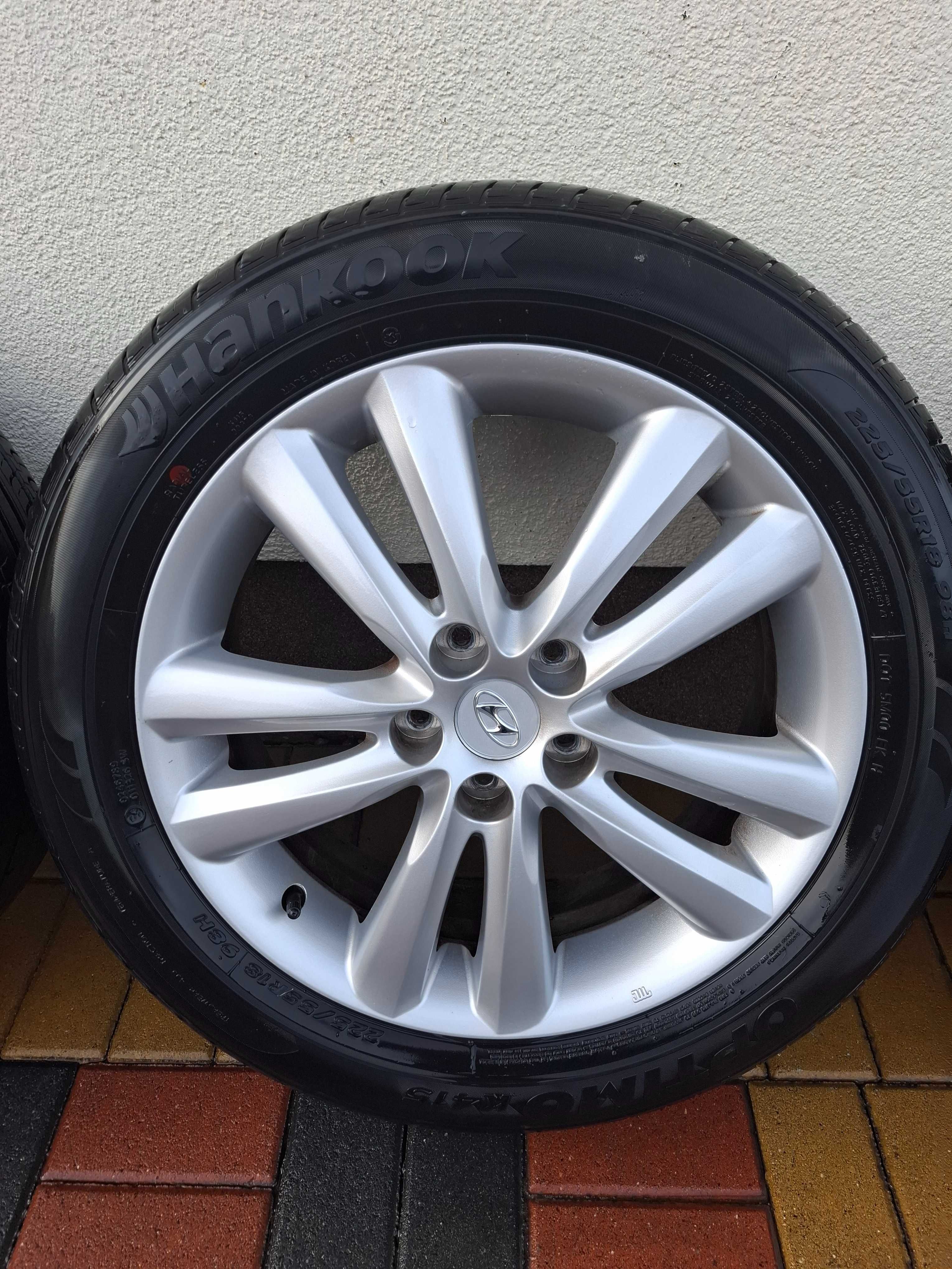 Komplet oryginalnych kół hyundai ix35.  225/55/R18