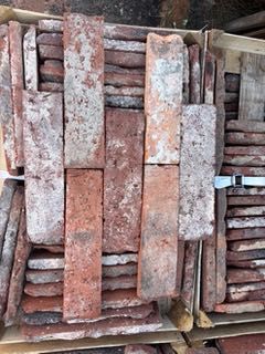 Płytki loft, cięte z lica starej cegły rozbiórkowej, Proste krawędzie.