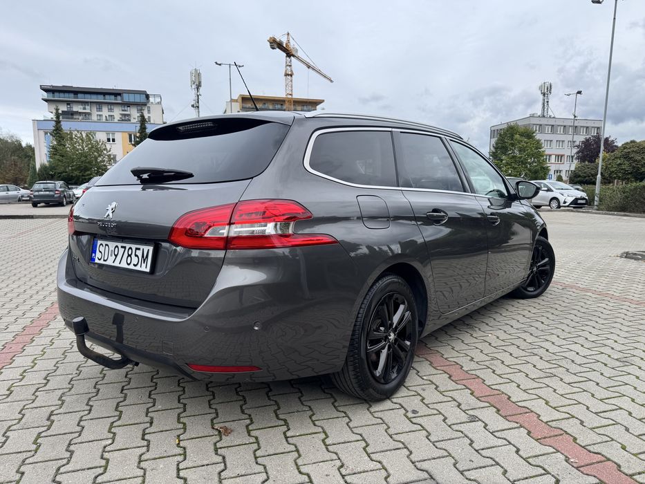 Peugeot 308 1.5 BlueHDI 130km Allure LIFT Automat FV23%