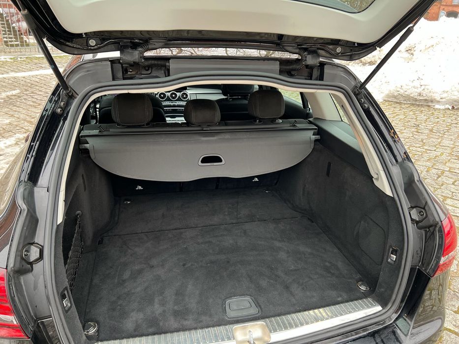 Mercedes c-klasa 2,0 Cdi , 9G , lift ,2018r.