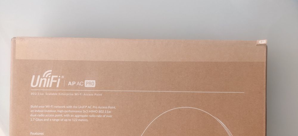 Точка доступу UAP AC PRO